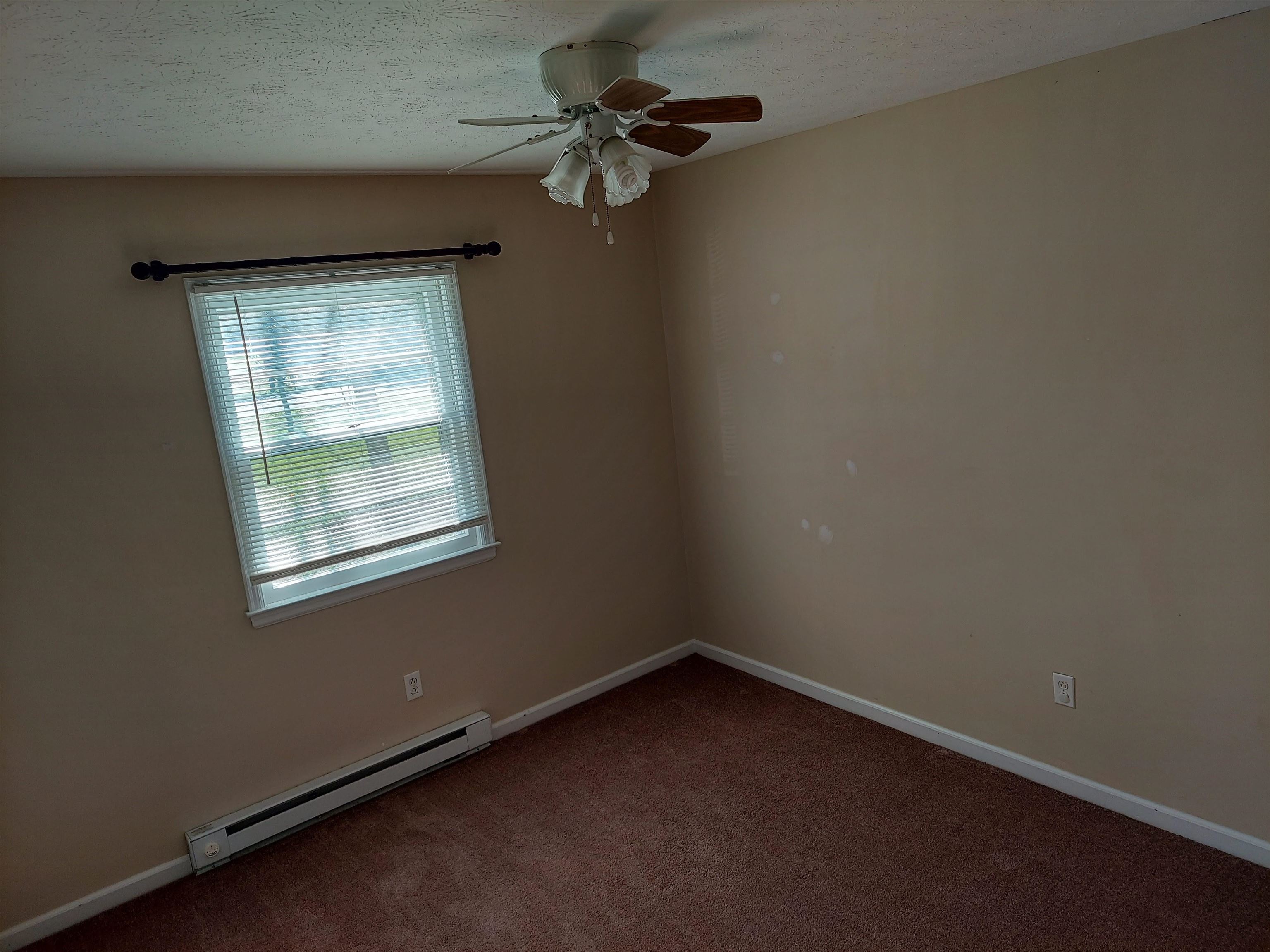 101 WAYBURN ST, CHURCHVILLE, Virginia 24421, 3 Bedrooms Bedrooms, ,1 BathroomBathrooms,Residential,101 WAYBURN ST,665293 MLS # 665293