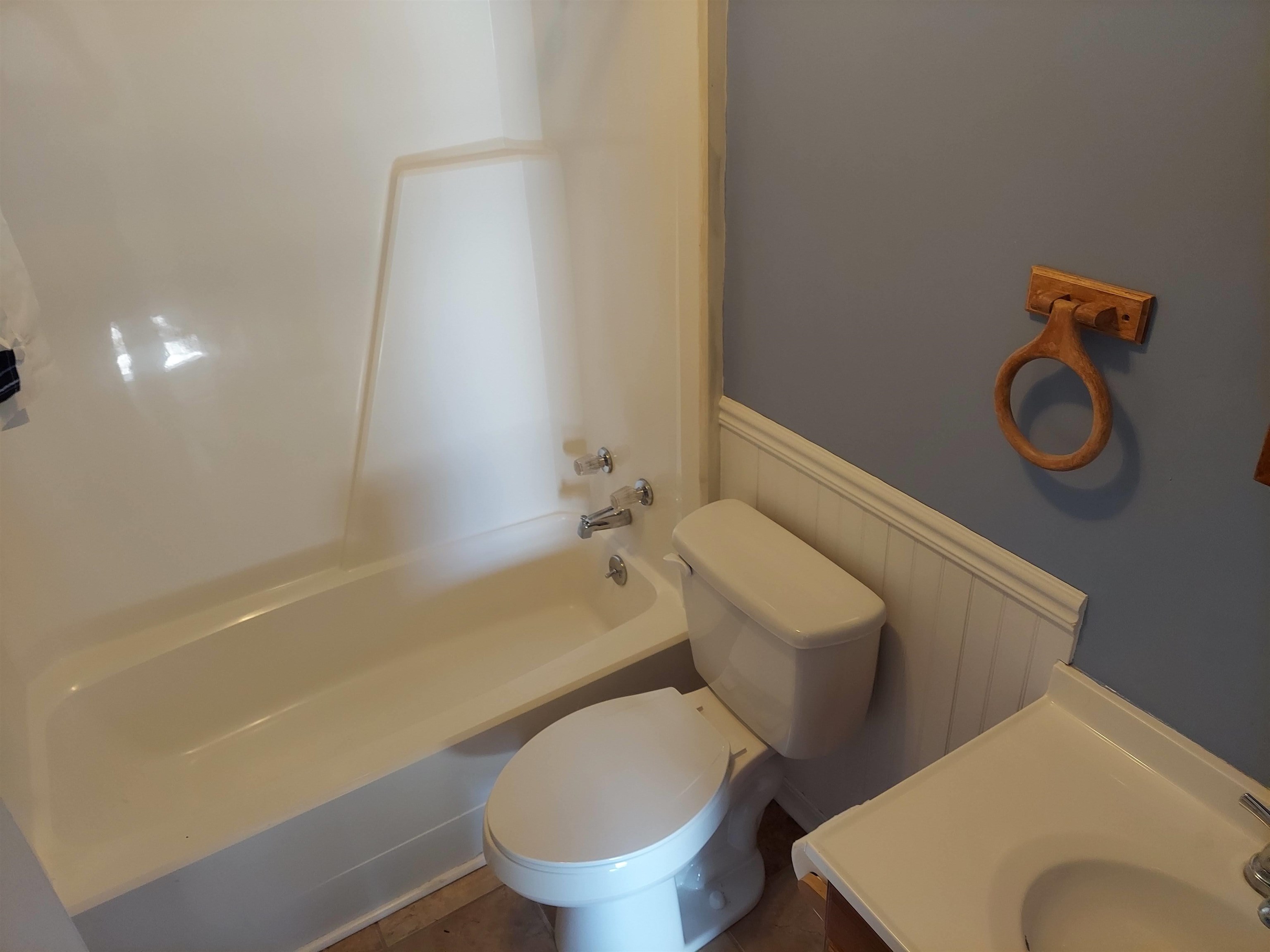 101 WAYBURN ST, CHURCHVILLE, Virginia 24421, 3 Bedrooms Bedrooms, ,1 BathroomBathrooms,Residential,101 WAYBURN ST,665293 MLS # 665293