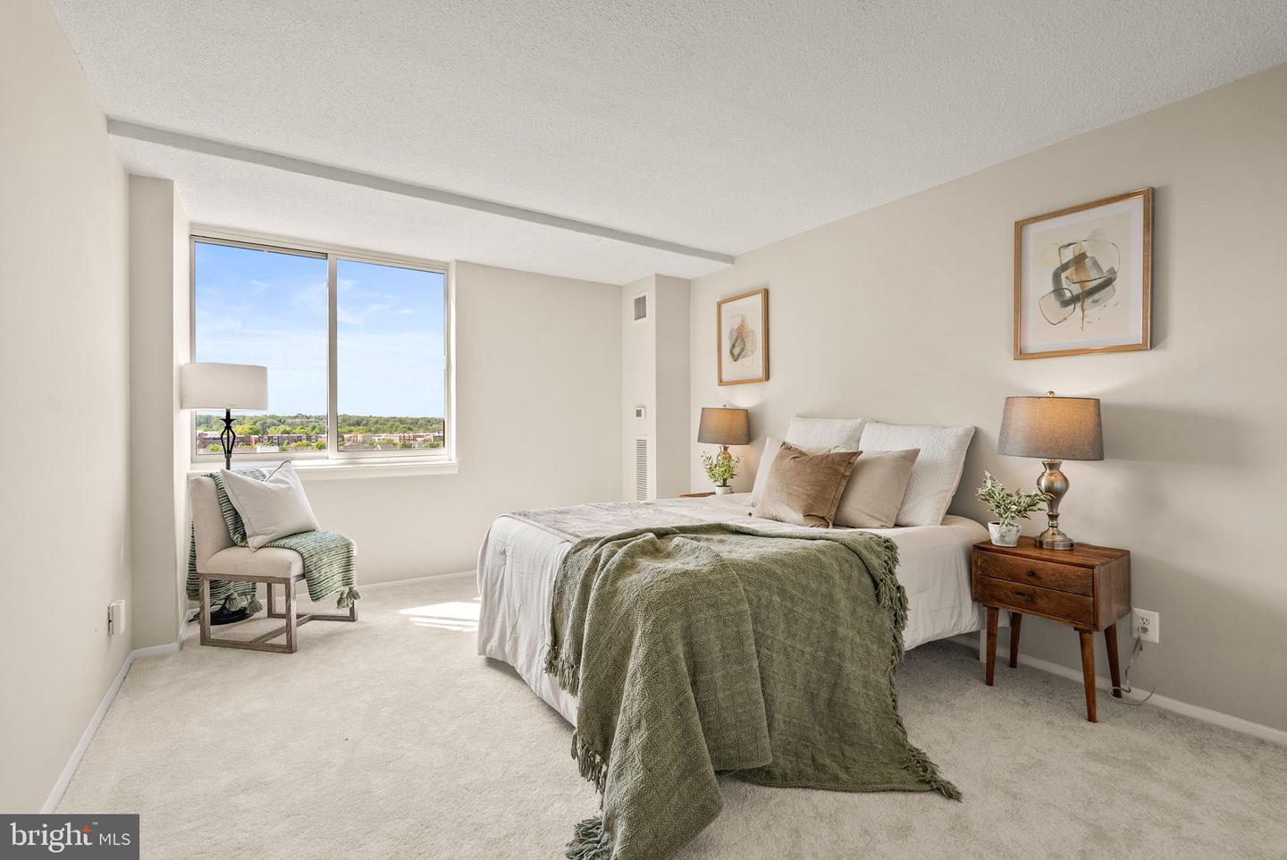 501 SLATERS LN #1016, ALEXANDRIA, Virginia 22314, 1 Bedroom Bedrooms, ,1 BathroomBathrooms,Residential,For sale,501 SLATERS LN #1016,VAAX2044510 MLS # VAAX2044510