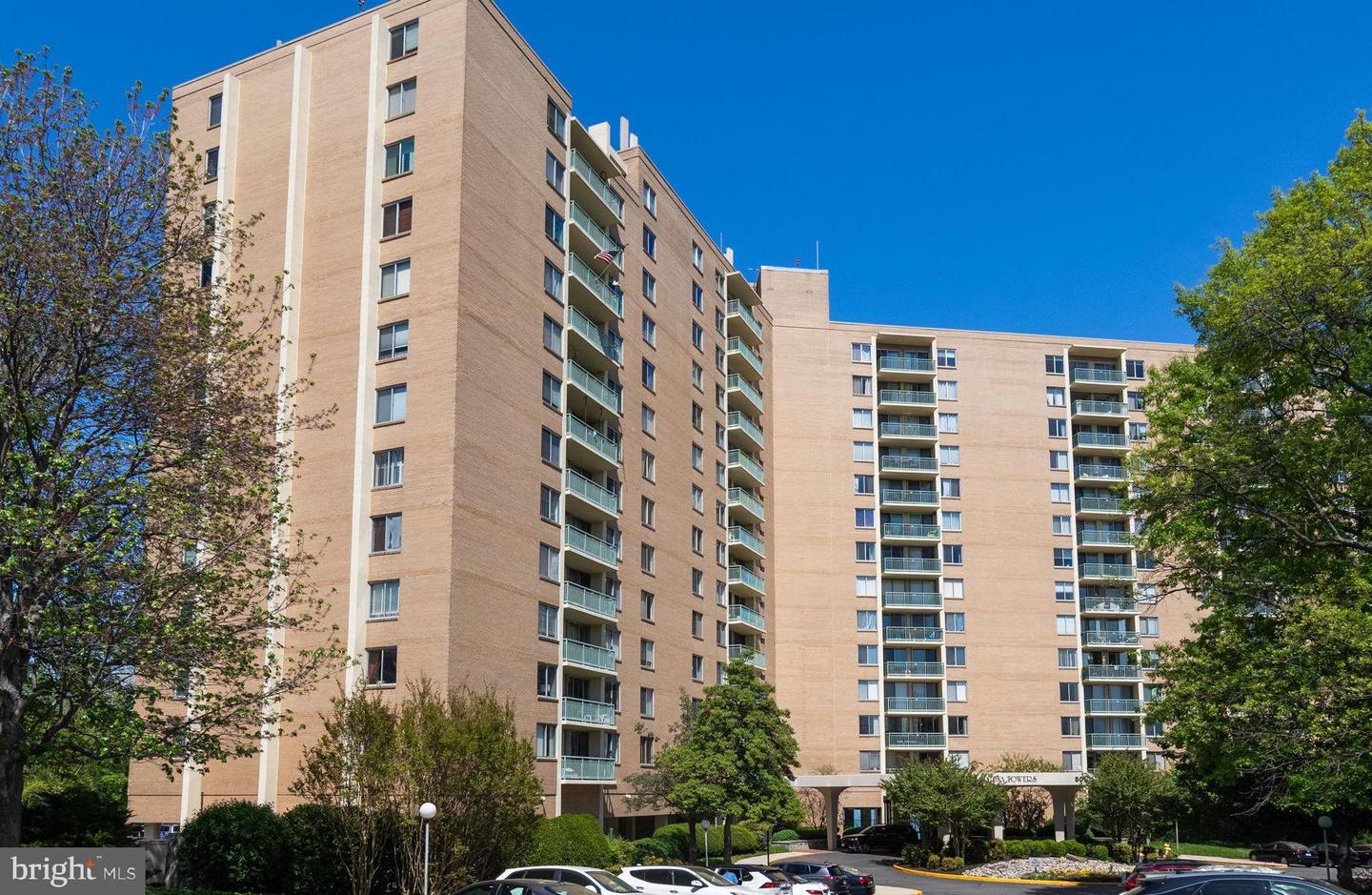 501 SLATERS LN #1016, ALEXANDRIA, Virginia 22314, 1 Bedroom Bedrooms, ,1 BathroomBathrooms,Residential,For sale,501 SLATERS LN #1016,VAAX2044510 MLS # VAAX2044510