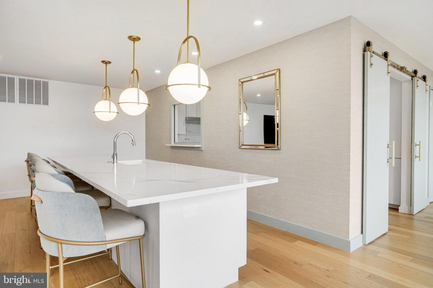 501 SLATERS LN #1016, ALEXANDRIA, Virginia 22314, 1 Bedroom Bedrooms, ,1 BathroomBathrooms,Residential,For sale,501 SLATERS LN #1016,VAAX2044510 MLS # VAAX2044510
