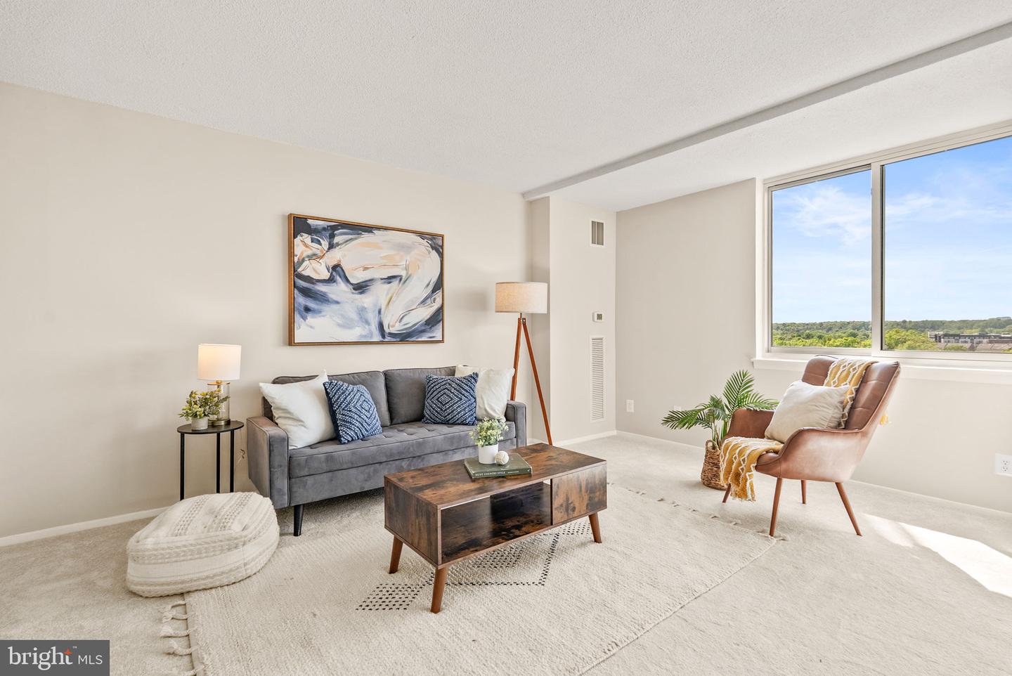 501 SLATERS LN #1016, ALEXANDRIA, Virginia 22314, 1 Bedroom Bedrooms, ,1 BathroomBathrooms,Residential,For sale,501 SLATERS LN #1016,VAAX2044510 MLS # VAAX2044510