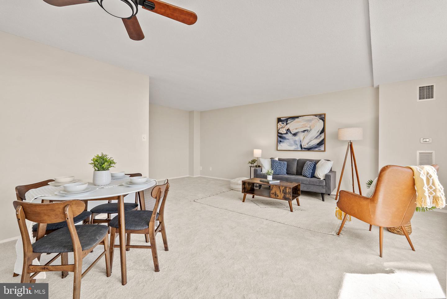 501 SLATERS LN #1016, ALEXANDRIA, Virginia 22314, 1 Bedroom Bedrooms, ,1 BathroomBathrooms,Residential,For sale,501 SLATERS LN #1016,VAAX2044510 MLS # VAAX2044510