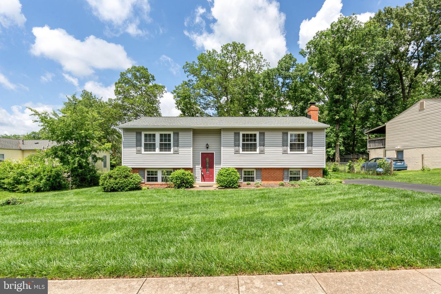 9366 FERNWOOD CT, MANASSAS, Virginia 20110, 4 Bedrooms Bedrooms, ,2 BathroomsBathrooms,Residential,For sale,9366 FERNWOOD CT,VAMN2008342 MLS # VAMN2008342