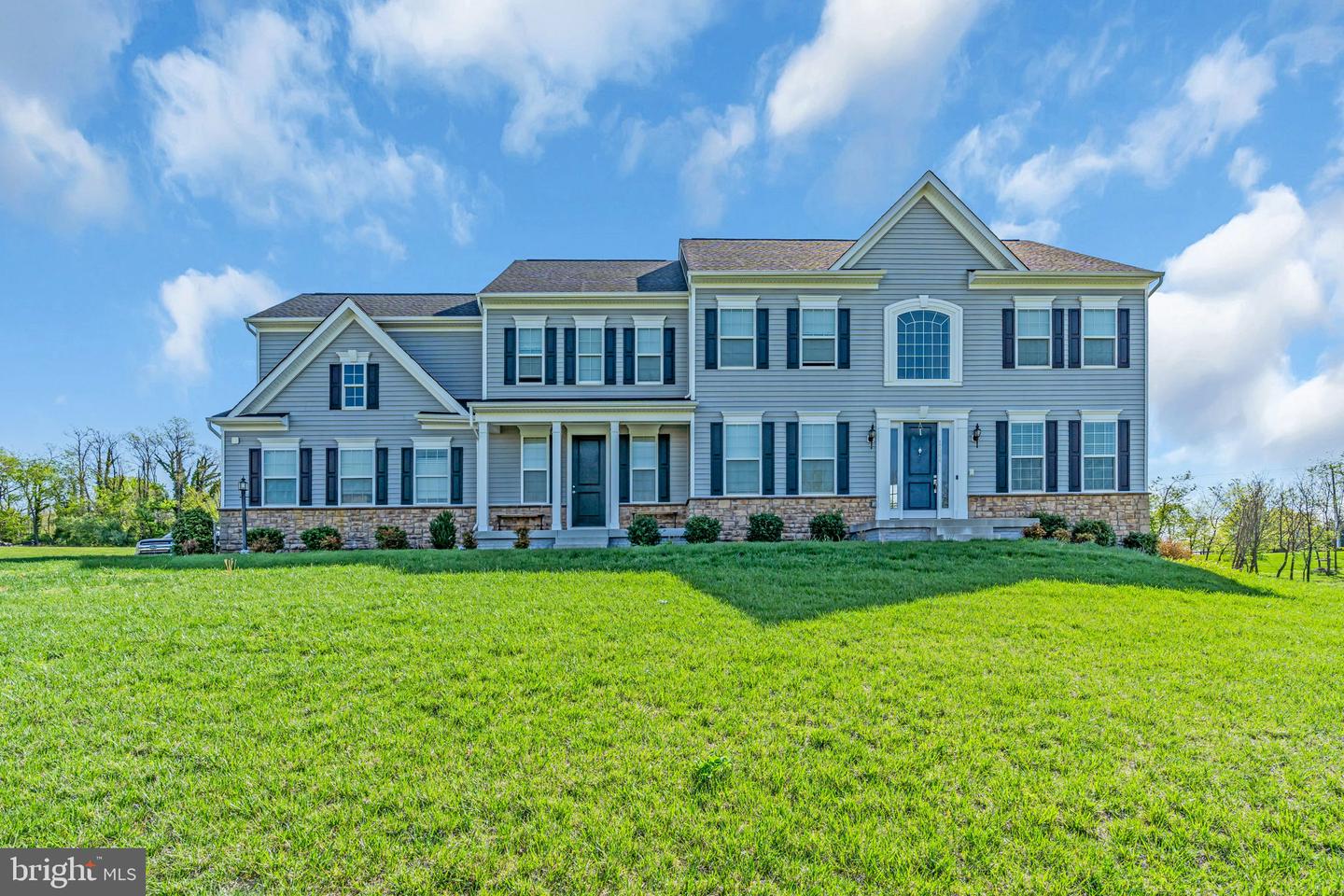 17864 MORNING BIRD PL, PURCELLVILLE, Virginia 20132, 4 Bedrooms Bedrooms, ,4 BathroomsBathrooms,Residential,For sale,17864 MORNING BIRD PL,VALO2097276 MLS # VALO2097276