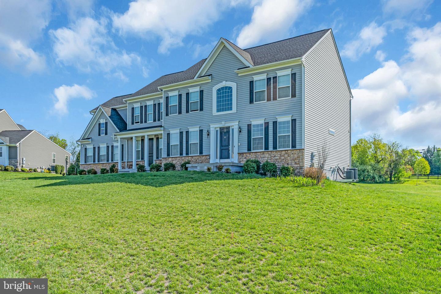 17864 MORNING BIRD PL, PURCELLVILLE, Virginia 20132, 4 Bedrooms Bedrooms, ,4 BathroomsBathrooms,Residential,For sale,17864 MORNING BIRD PL,VALO2097276 MLS # VALO2097276