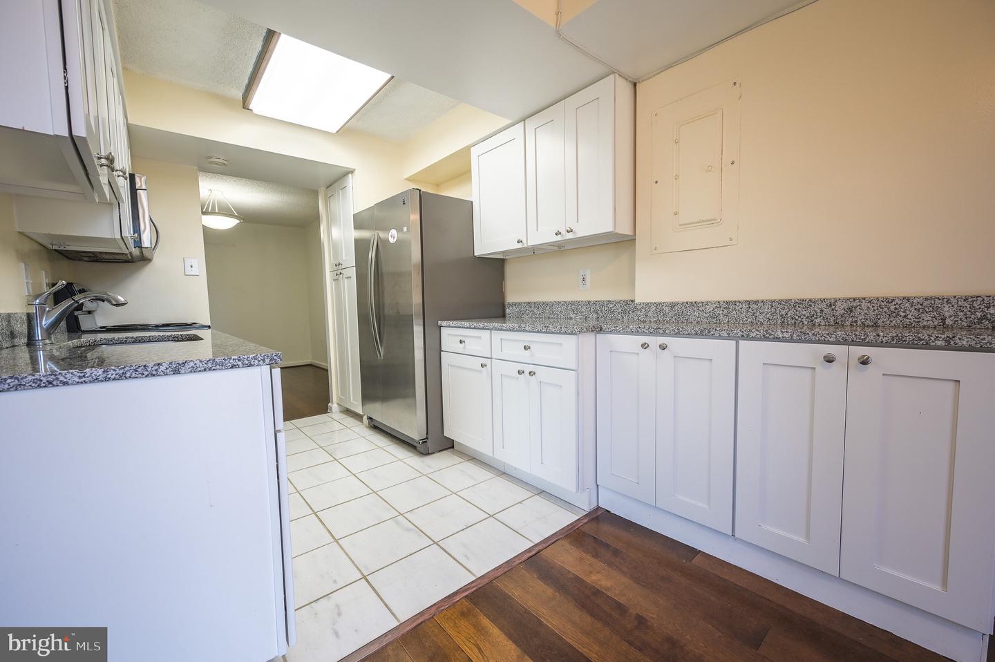 4500 FOUR MILE RUN DR #211, ARLINGTON, Virginia 22204, 1 Bedroom Bedrooms, ,1 BathroomBathrooms,Residential,For sale,4500 FOUR MILE RUN DR #211,VAAR2058024 MLS # VAAR2058024