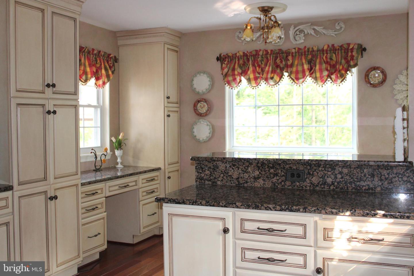7022 STAFFORD ST, WARRENTON, Virginia 20187, 3 Bedrooms Bedrooms, ,2 BathroomsBathrooms,Residential,For sale,7022 STAFFORD ST,VAFQ2016772 MLS # VAFQ2016772
