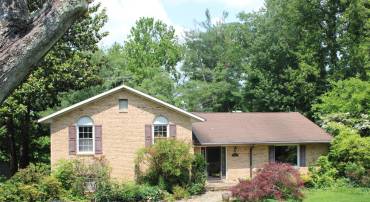 7022 STAFFORD ST, WARRENTON, Virginia 20187, 3 Bedrooms Bedrooms, ,2 BathroomsBathrooms,Residential,For sale,7022 STAFFORD ST,VAFQ2016772 MLS # VAFQ2016772