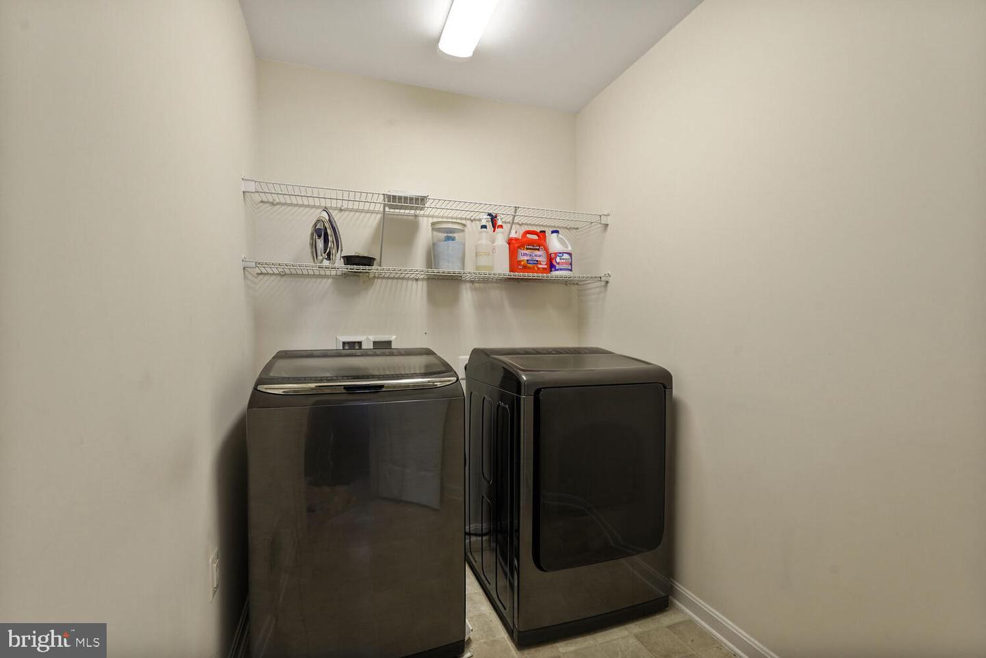 3441 EAGLE RIDGE DR, WOODBRIDGE, Virginia 22191, 5 Bedrooms Bedrooms, 10 Rooms Rooms,3 BathroomsBathrooms,Residential,For sale,3441 EAGLE RIDGE DR,VAPW2095650 MLS # VAPW2095650