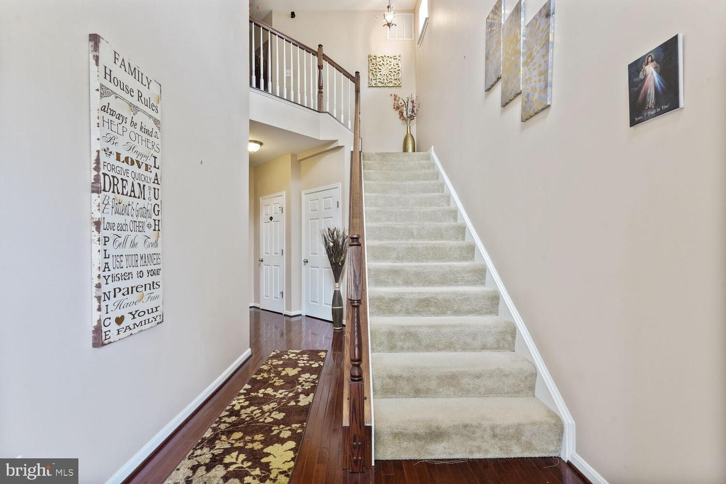 3441 EAGLE RIDGE DR, WOODBRIDGE, Virginia 22191, 5 Bedrooms Bedrooms, 10 Rooms Rooms,3 BathroomsBathrooms,Residential,For sale,3441 EAGLE RIDGE DR,VAPW2095650 MLS # VAPW2095650