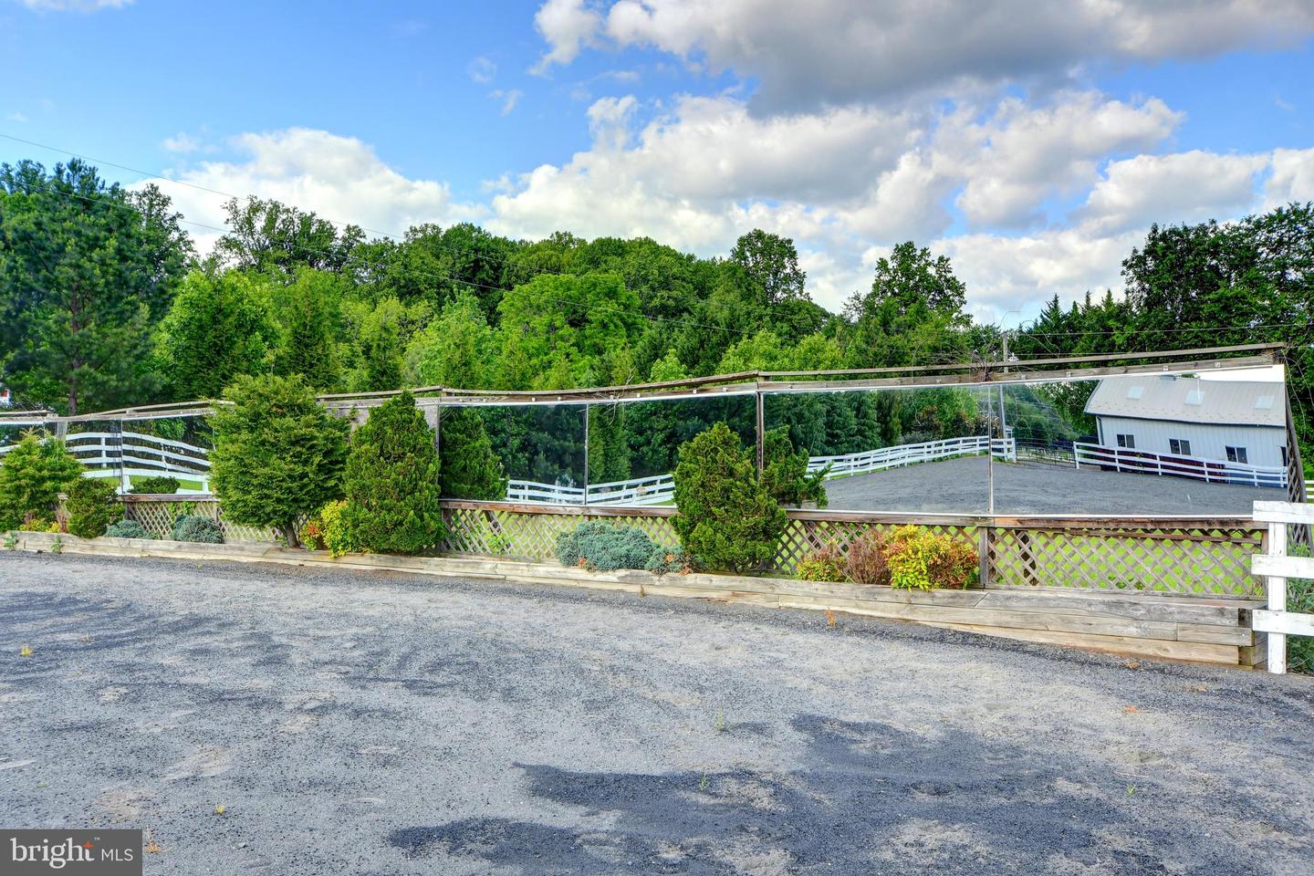 6501 CLIFTON RD, CLIFTON, Virginia 20124, 5 Bedrooms Bedrooms, ,4 BathroomsBathrooms,Residential,For sale,6501 CLIFTON RD,VAFX2243532 MLS # VAFX2243532