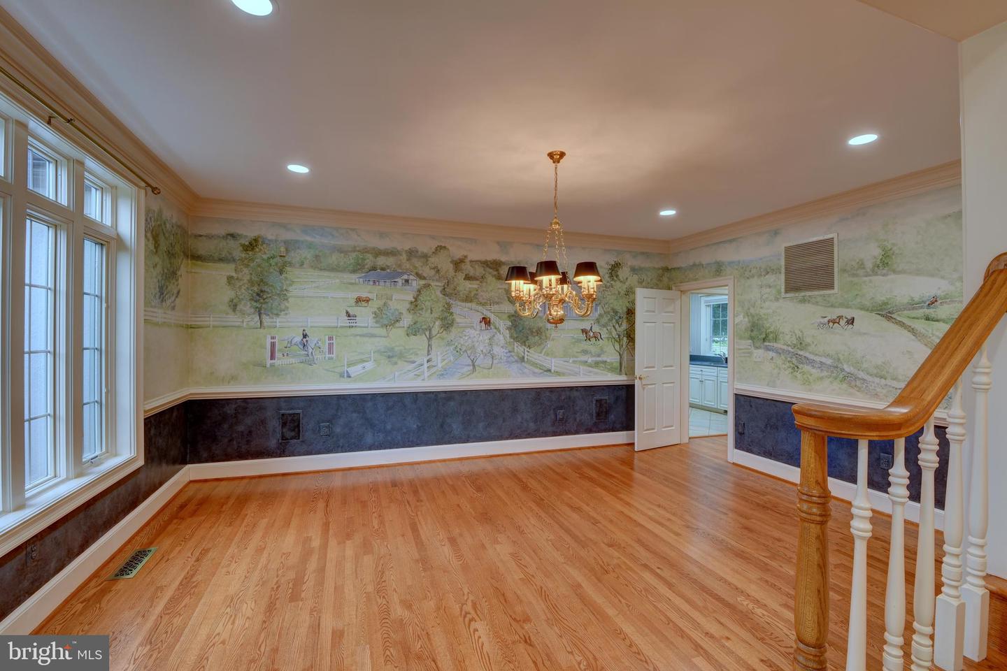 6501 CLIFTON RD, CLIFTON, Virginia 20124, 5 Bedrooms Bedrooms, ,4 BathroomsBathrooms,Residential,For sale,6501 CLIFTON RD,VAFX2243532 MLS # VAFX2243532