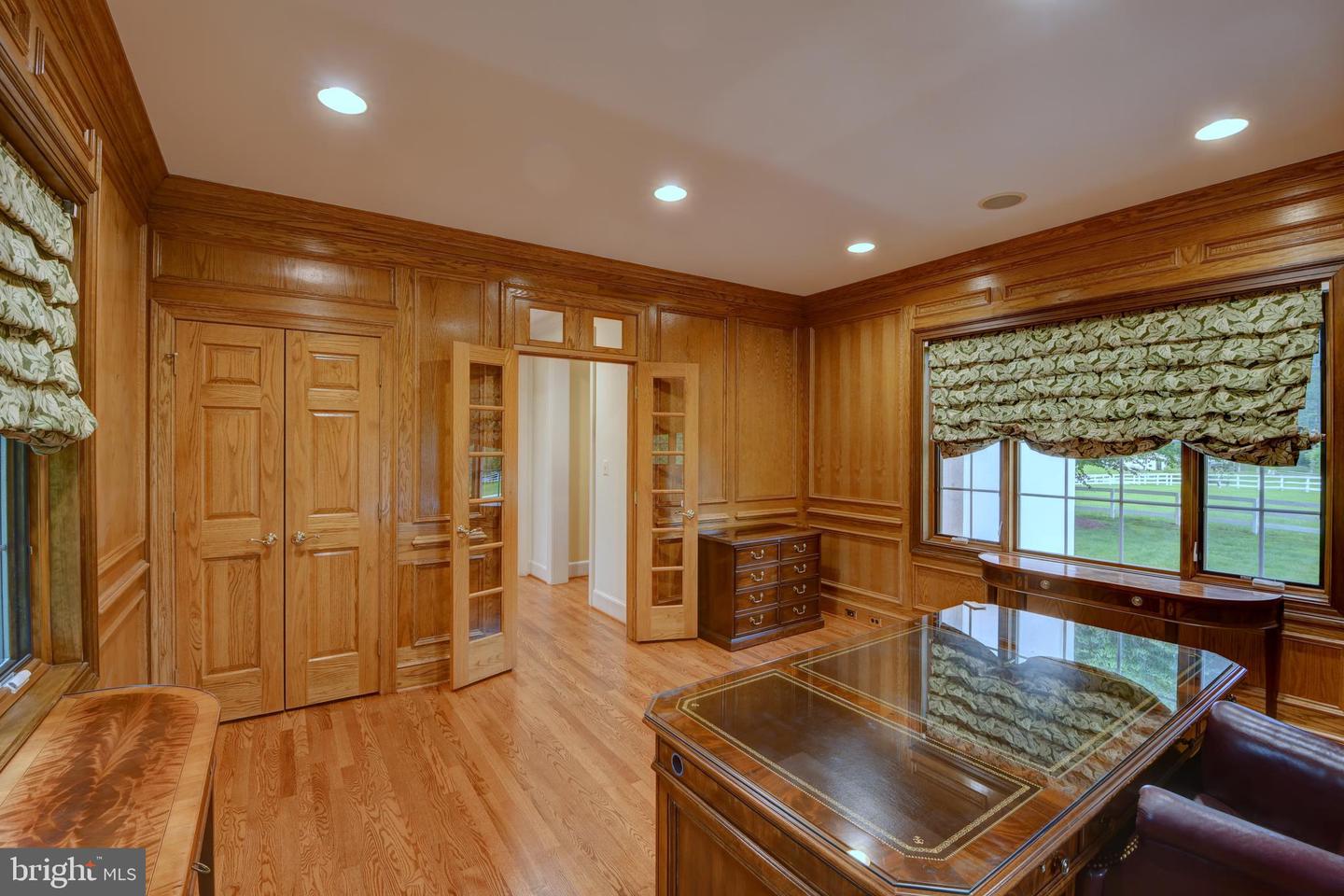 6501 CLIFTON RD, CLIFTON, Virginia 20124, 5 Bedrooms Bedrooms, ,4 BathroomsBathrooms,Residential,For sale,6501 CLIFTON RD,VAFX2243532 MLS # VAFX2243532