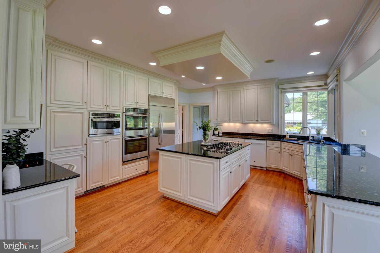 6501 CLIFTON RD, CLIFTON, Virginia 20124, 5 Bedrooms Bedrooms, ,4 BathroomsBathrooms,Residential,For sale,6501 CLIFTON RD,VAFX2243532 MLS # VAFX2243532