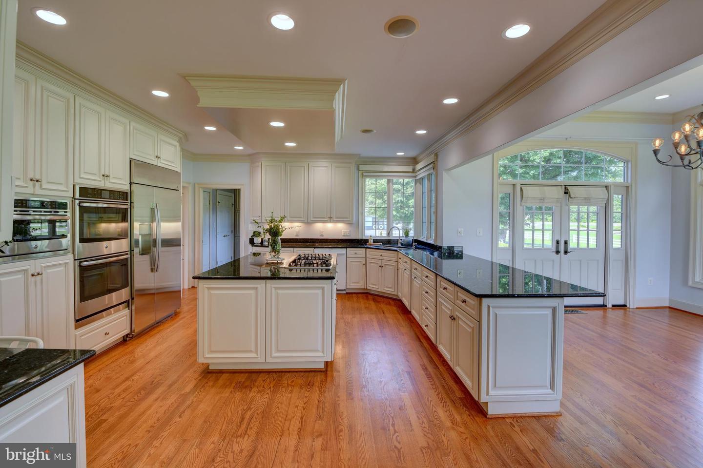 6501 CLIFTON RD, CLIFTON, Virginia 20124, 5 Bedrooms Bedrooms, ,4 BathroomsBathrooms,Residential,For sale,6501 CLIFTON RD,VAFX2243532 MLS # VAFX2243532