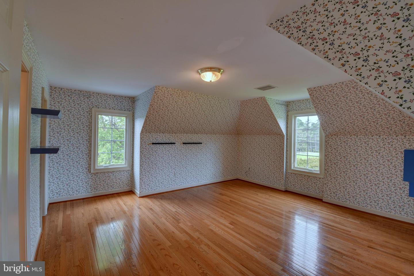 6501 CLIFTON RD, CLIFTON, Virginia 20124, 5 Bedrooms Bedrooms, ,4 BathroomsBathrooms,Residential,For sale,6501 CLIFTON RD,VAFX2243532 MLS # VAFX2243532
