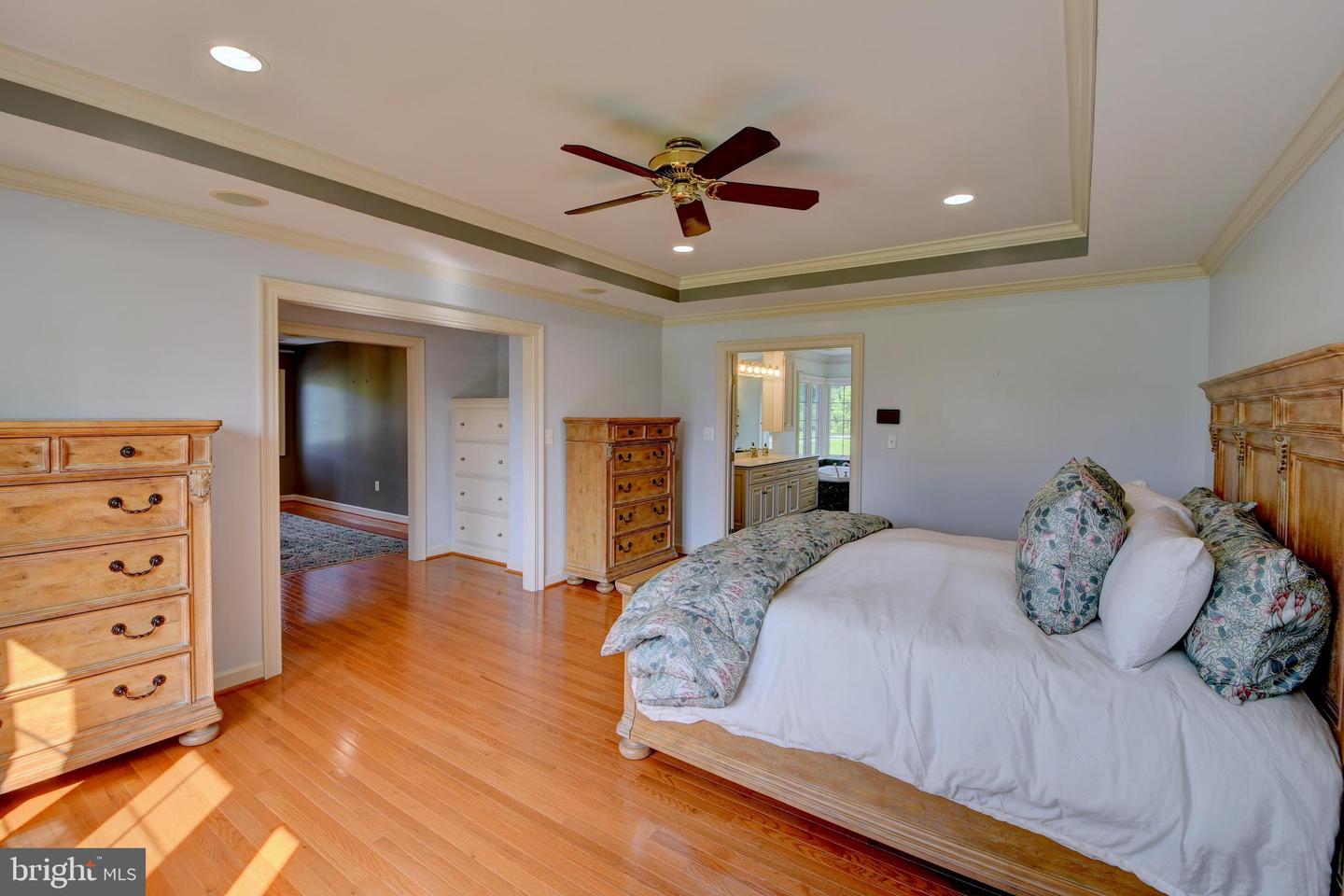6501 CLIFTON RD, CLIFTON, Virginia 20124, 5 Bedrooms Bedrooms, ,4 BathroomsBathrooms,Residential,For sale,6501 CLIFTON RD,VAFX2243532 MLS # VAFX2243532