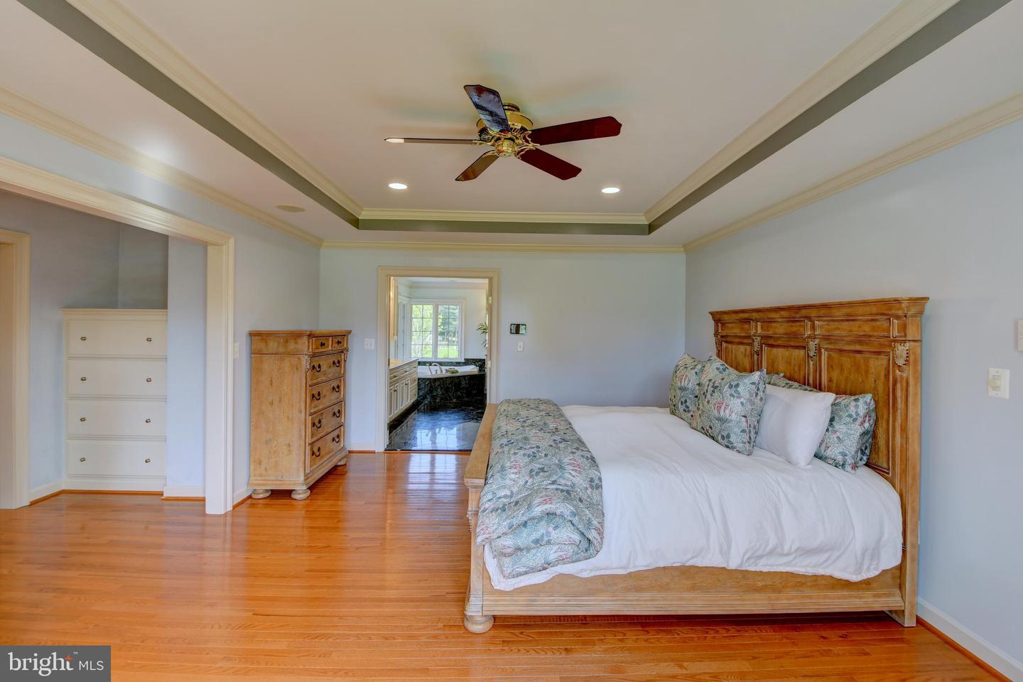 6501 CLIFTON RD, CLIFTON, Virginia 20124, 5 Bedrooms Bedrooms, ,4 BathroomsBathrooms,Residential,For sale,6501 CLIFTON RD,VAFX2243532 MLS # VAFX2243532