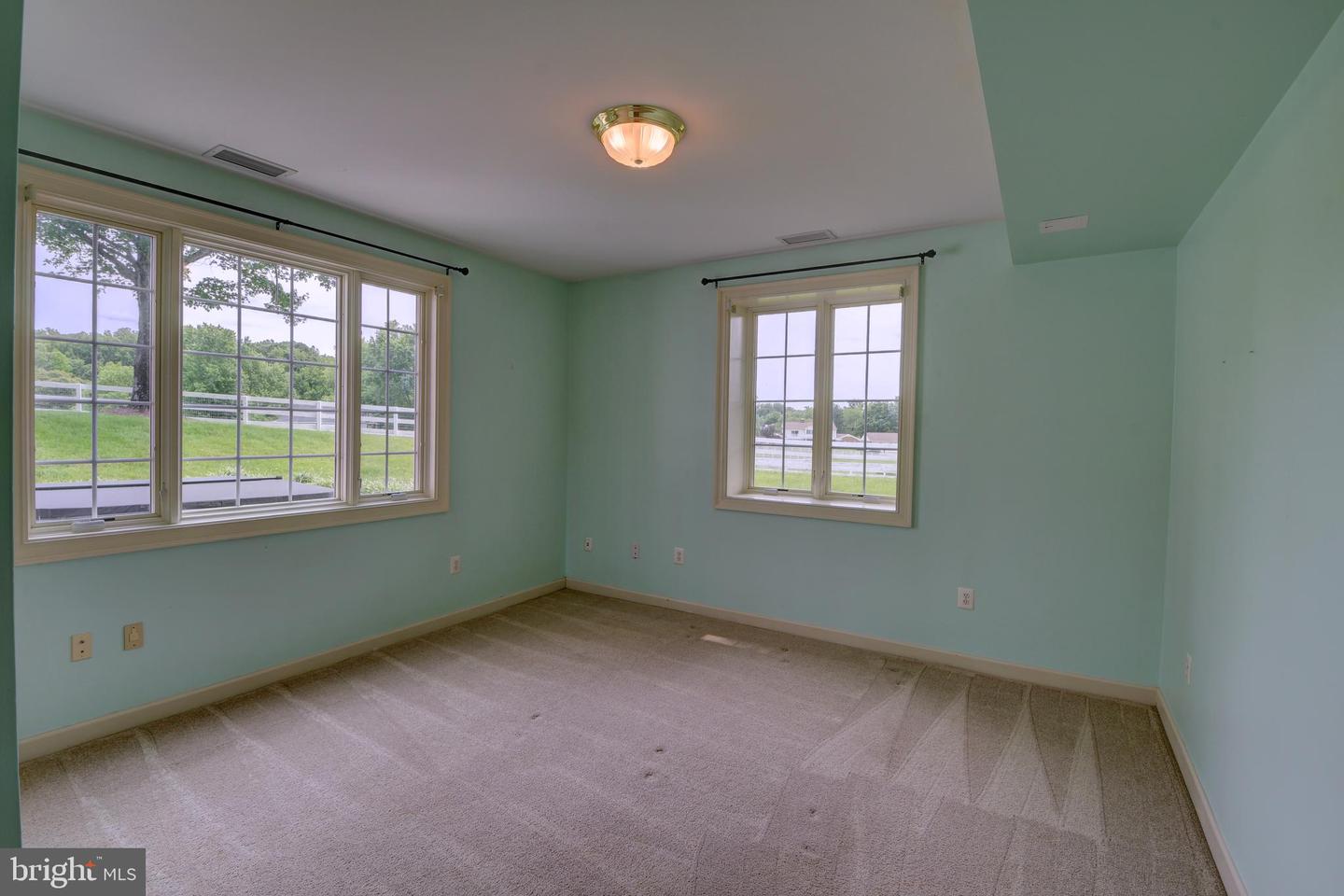 6501 CLIFTON RD, CLIFTON, Virginia 20124, 5 Bedrooms Bedrooms, ,4 BathroomsBathrooms,Residential,For sale,6501 CLIFTON RD,VAFX2243532 MLS # VAFX2243532