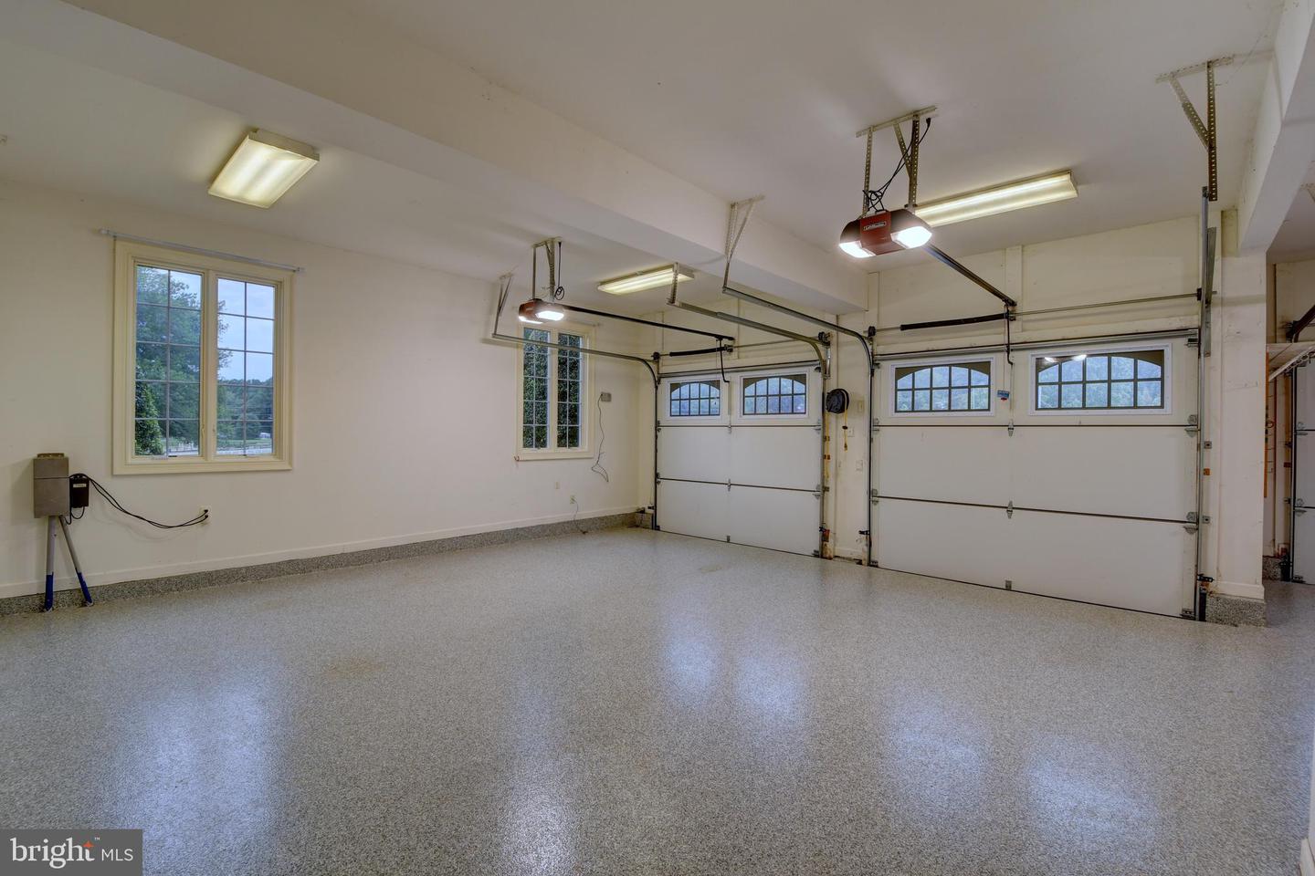 6501 CLIFTON RD, CLIFTON, Virginia 20124, 5 Bedrooms Bedrooms, ,4 BathroomsBathrooms,Residential,For sale,6501 CLIFTON RD,VAFX2243532 MLS # VAFX2243532