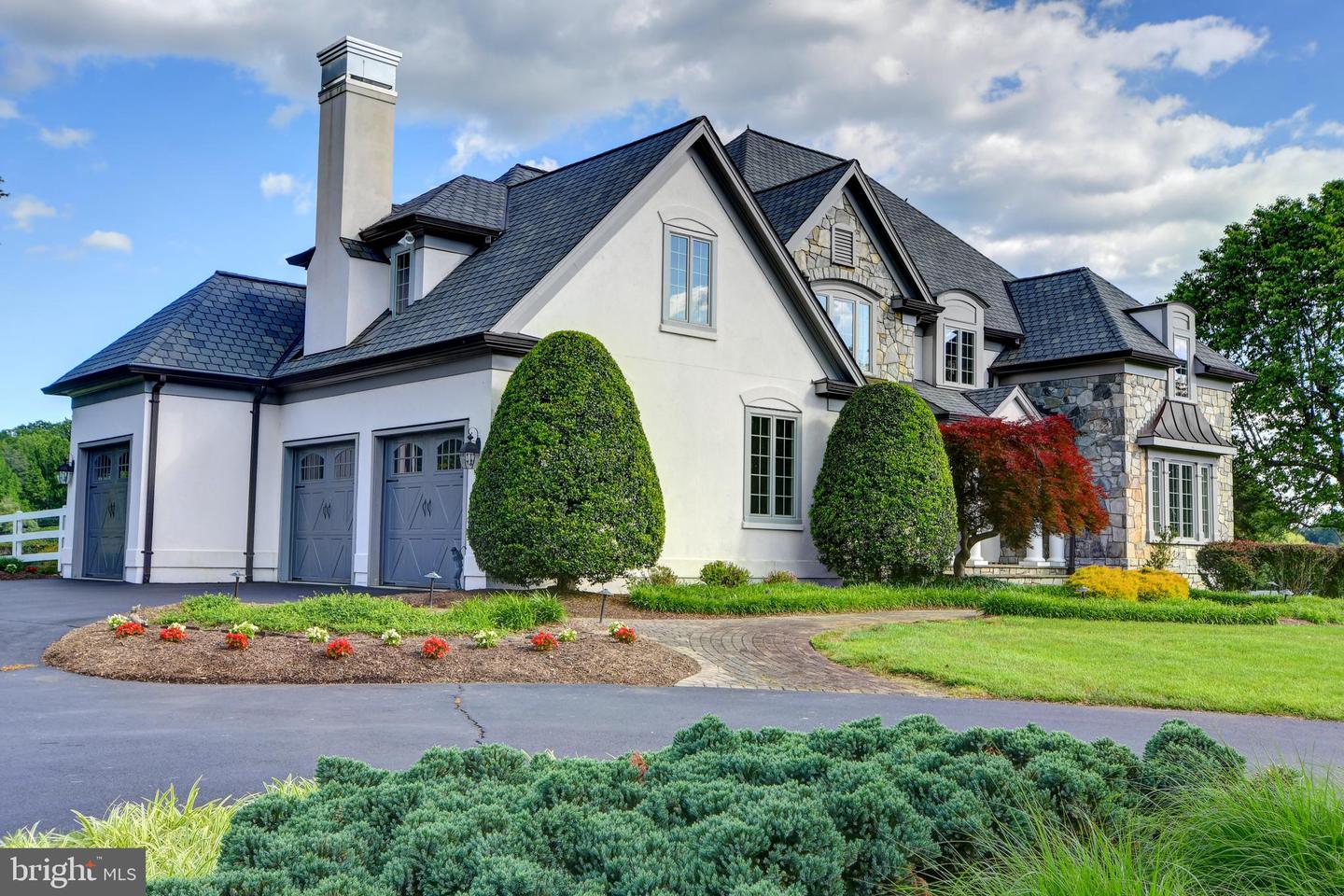 6501 CLIFTON RD, CLIFTON, Virginia 20124, 5 Bedrooms Bedrooms, ,4 BathroomsBathrooms,Residential,For sale,6501 CLIFTON RD,VAFX2243532 MLS # VAFX2243532