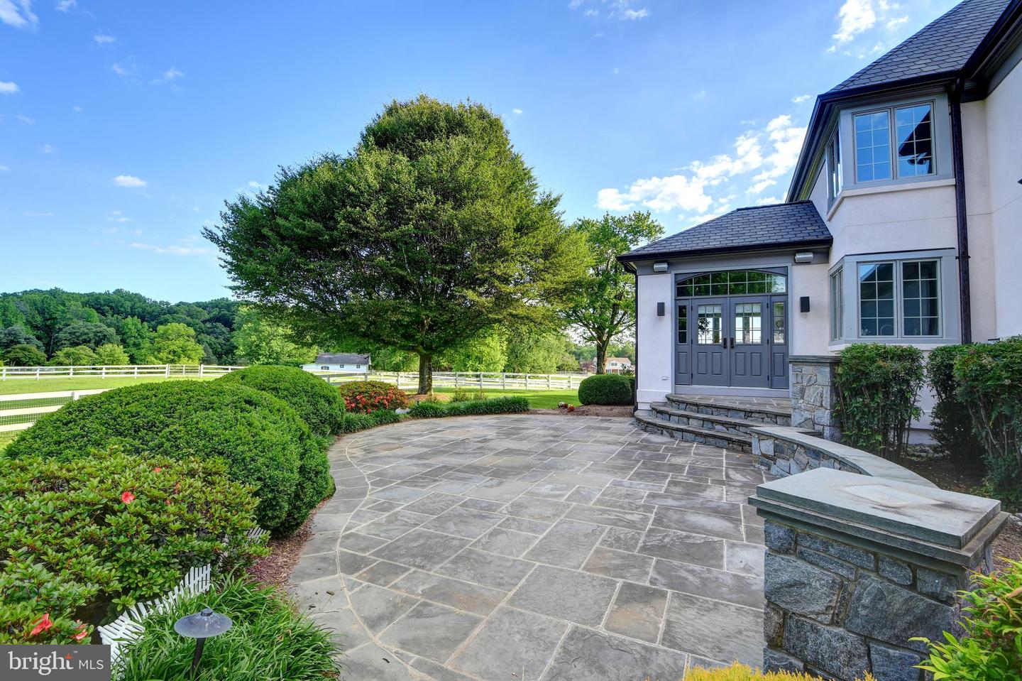 6501 CLIFTON RD, CLIFTON, Virginia 20124, 5 Bedrooms Bedrooms, ,4 BathroomsBathrooms,Residential,For sale,6501 CLIFTON RD,VAFX2243532 MLS # VAFX2243532