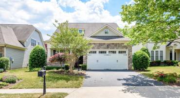 20623 GOLDEN RIDGE DRIVE, ASHBURN, Virginia 20147, 3 Bedrooms Bedrooms, ,3 BathroomsBathrooms,Residential,For sale,20623 GOLDEN RIDGE DRIVE,VALO2098088 MLS # VALO2098088