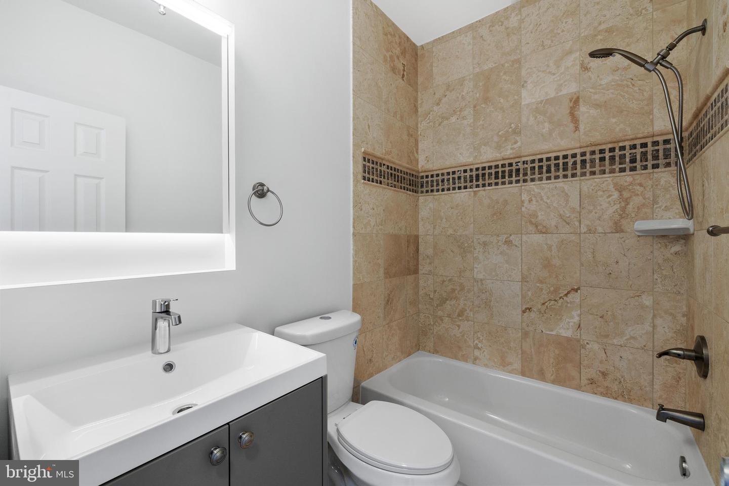 1935 4TH ST NE, WASHINGTON, District Of Columbia 20002, 4 Bedrooms Bedrooms, ,3 BathroomsBathrooms,Residential,For sale,1935 4TH ST NE,DCDC2203460 MLS # DCDC2203460
