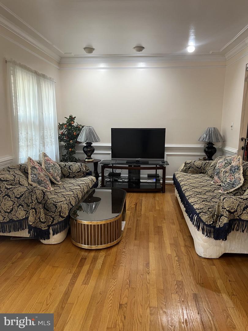 4533 CASABLANCA CT, ANNANDALE, Virginia 22003, 3 Bedrooms Bedrooms, ,3 BathroomsBathrooms,Residential,For sale,4533 CASABLANCA CT,VAFX2244690 MLS # VAFX2244690