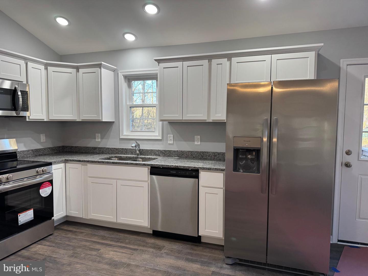 230 SPRING HOLLOW RD, FRONT ROYAL, Virginia 22630, 2 Bedrooms Bedrooms, ,2 BathroomsBathrooms,Residential,For sale,230 SPRING HOLLOW RD,VAWR2011356 MLS # VAWR2011356
