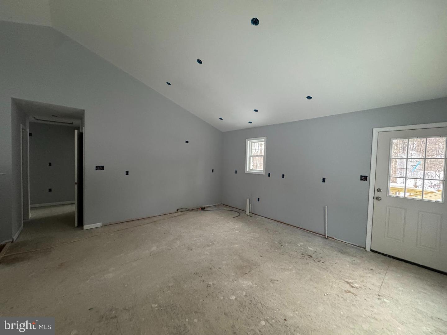 230 SPRING HOLLOW RD, FRONT ROYAL, Virginia 22630, 2 Bedrooms Bedrooms, ,2 BathroomsBathrooms,Residential,For sale,230 SPRING HOLLOW RD,VAWR2011356 MLS # VAWR2011356