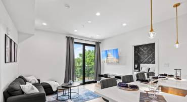 1002 RHODE ISLAND AVE NE #8, WASHINGTON, District Of Columbia 20018, 2 Bedrooms Bedrooms, ,2 BathroomsBathrooms,Residential,For sale,1002 RHODE ISLAND AVE NE #8,DCDC2203730 MLS # DCDC2203730