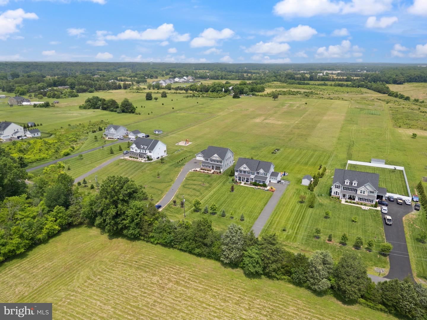 12914 HAZELWOOD DR, NOKESVILLE, Virginia 20181, 5 Bedrooms Bedrooms, ,4 BathroomsBathrooms,Residential,For sale,12914 HAZELWOOD DR,VAPW2096118 MLS # VAPW2096118