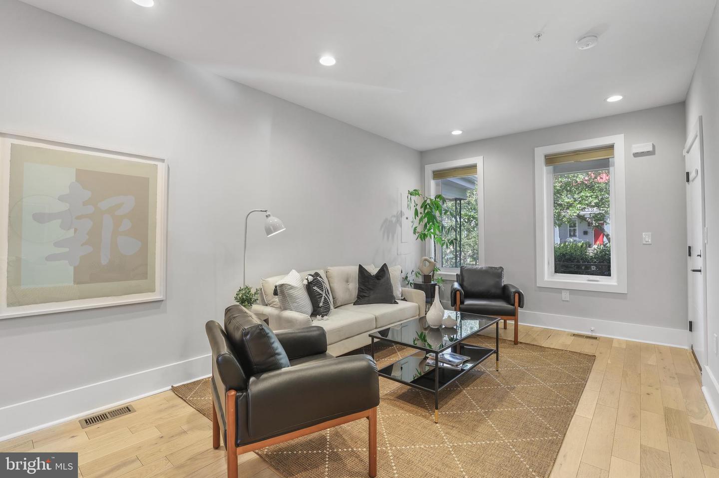113 U ST NE #1, WASHINGTON, District Of Columbia 20002, 2 Bedrooms Bedrooms, ,2 BathroomsBathrooms,Residential,For sale,113 U ST NE #1,DCDC2203740 MLS # DCDC2203740
