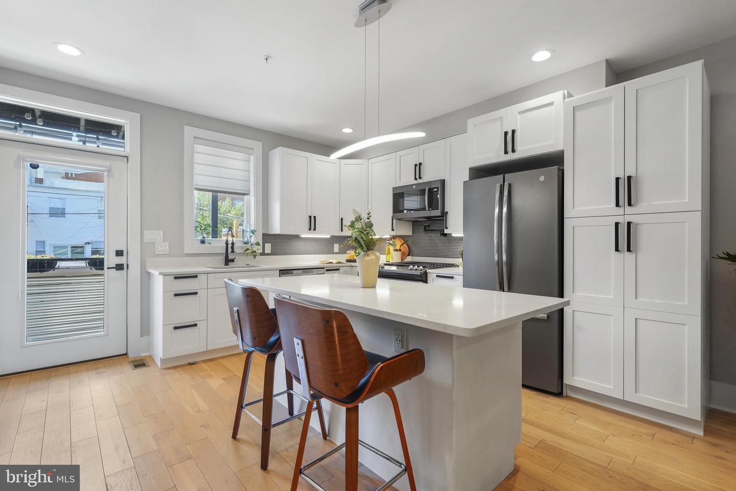 113 U ST NE #1, WASHINGTON, District Of Columbia 20002, 2 Bedrooms Bedrooms, ,2 BathroomsBathrooms,Residential,For sale,113 U ST NE #1,DCDC2203740 MLS # DCDC2203740