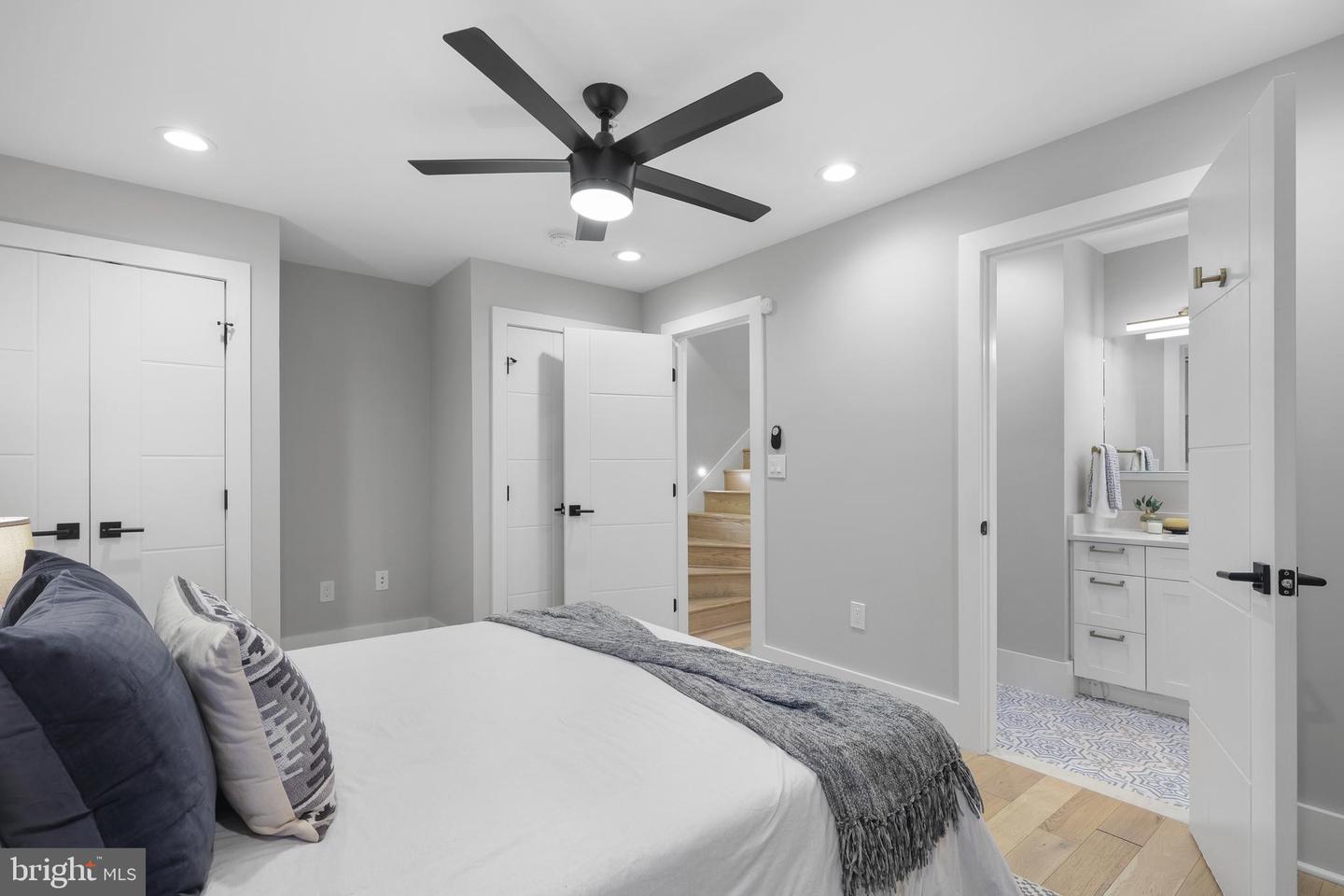 113 U ST NE #1, WASHINGTON, District Of Columbia 20002, 2 Bedrooms Bedrooms, ,2 BathroomsBathrooms,Residential,For sale,113 U ST NE #1,DCDC2203740 MLS # DCDC2203740