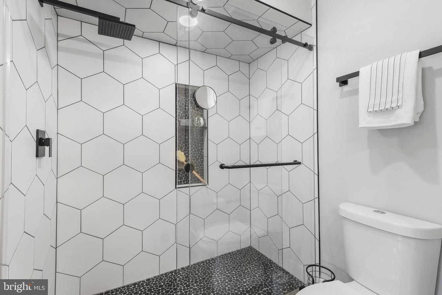 113 U ST NE #1, WASHINGTON, District Of Columbia 20002, 2 Bedrooms Bedrooms, ,2 BathroomsBathrooms,Residential,For sale,113 U ST NE #1,DCDC2203740 MLS # DCDC2203740