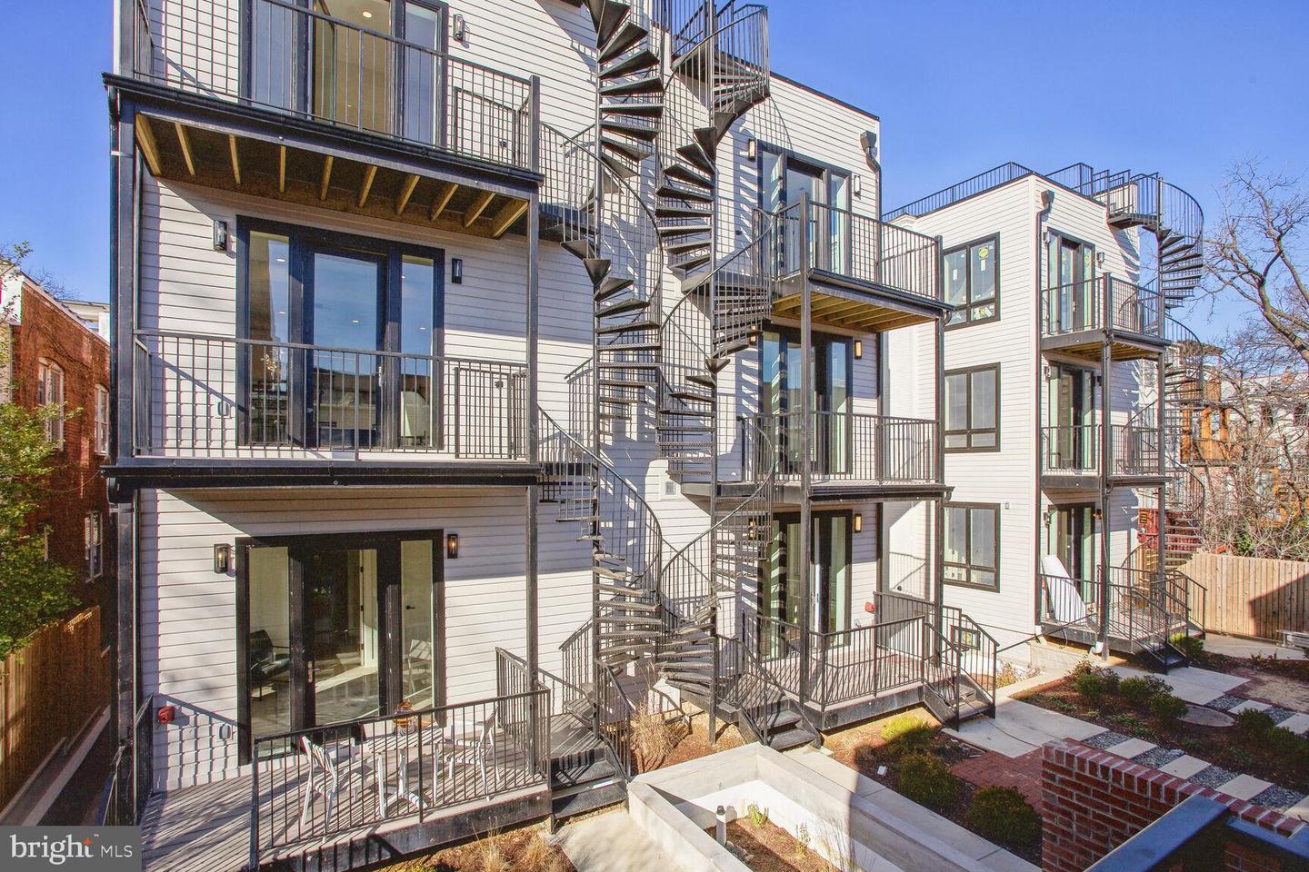 1746 LANIER PL NW #2, WASHINGTON, District Of Columbia 20009, 3 Bedrooms Bedrooms, ,3 BathroomsBathrooms,Residential,For sale,1746 LANIER PL NW #2,DCDC2203742 MLS # DCDC2203742