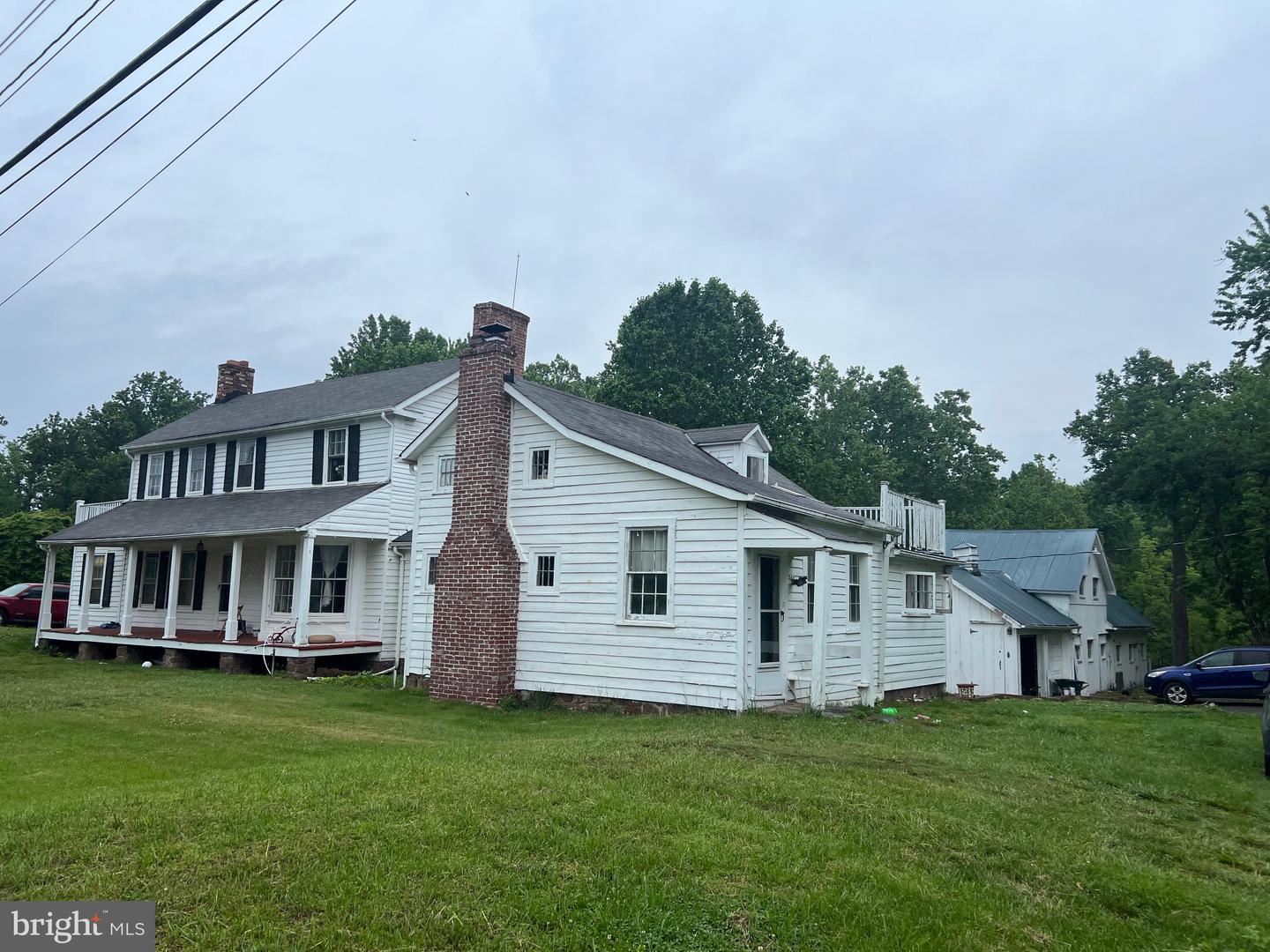 11706 LEESBURG PIKE, HERNDON, Virginia 20170, 7 Bedrooms Bedrooms, ,2 BathroomsBathrooms,Residential,For sale,11706 LEESBURG PIKE,VAFX2245006 MLS # VAFX2245006