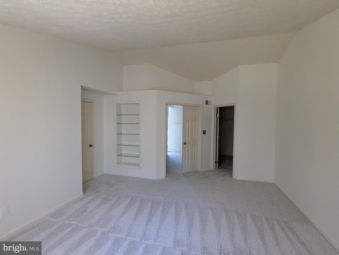 3703 SUMTER CT, FAIRFAX, Virginia 22033, 4 Bedrooms Bedrooms, ,3 BathroomsBathrooms,Residential,For sale,3703 SUMTER CT,VAFX2245014 MLS # VAFX2245014