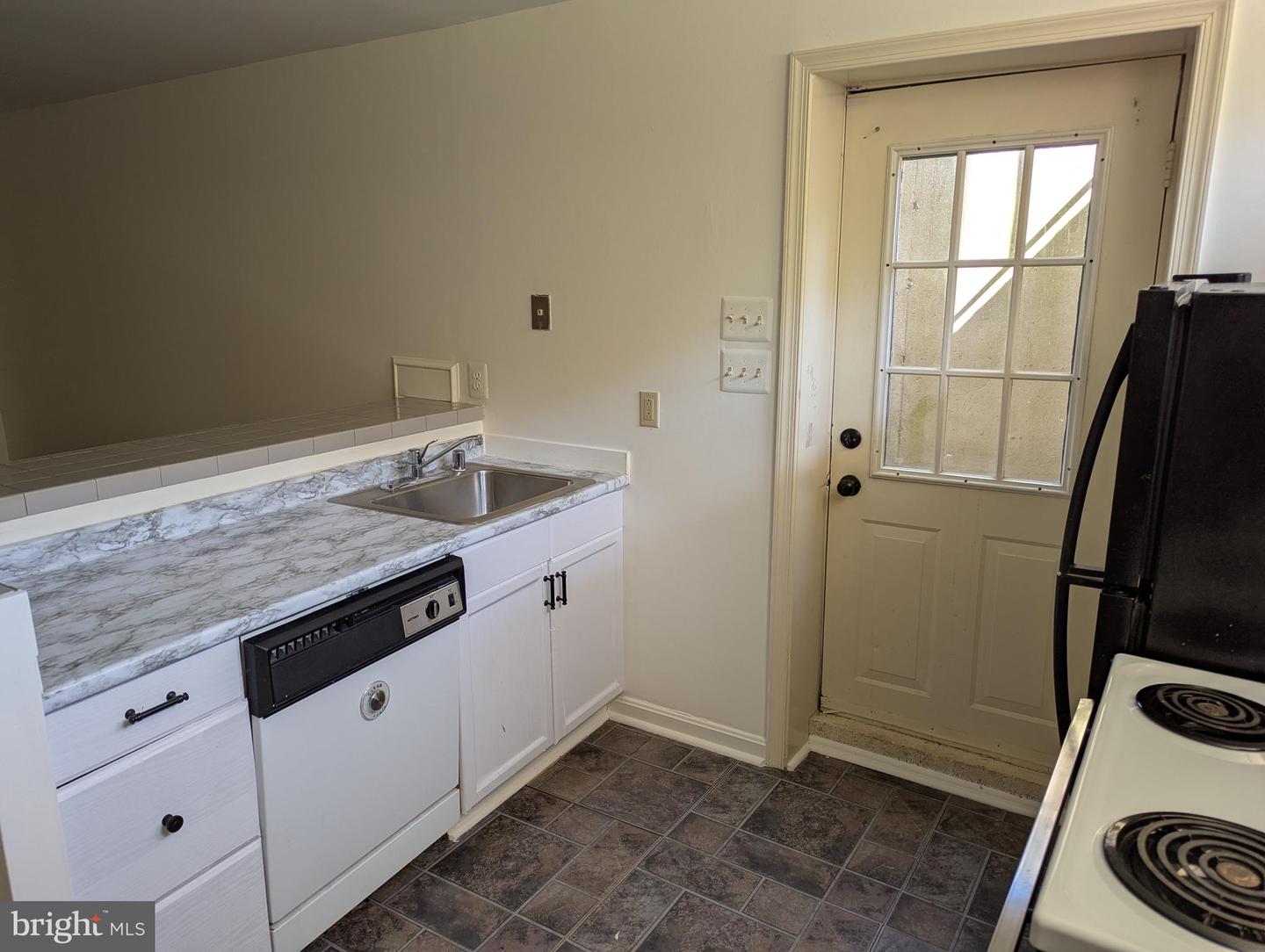 3703 SUMTER CT, FAIRFAX, Virginia 22033, 4 Bedrooms Bedrooms, ,3 BathroomsBathrooms,Residential,For sale,3703 SUMTER CT,VAFX2245014 MLS # VAFX2245014