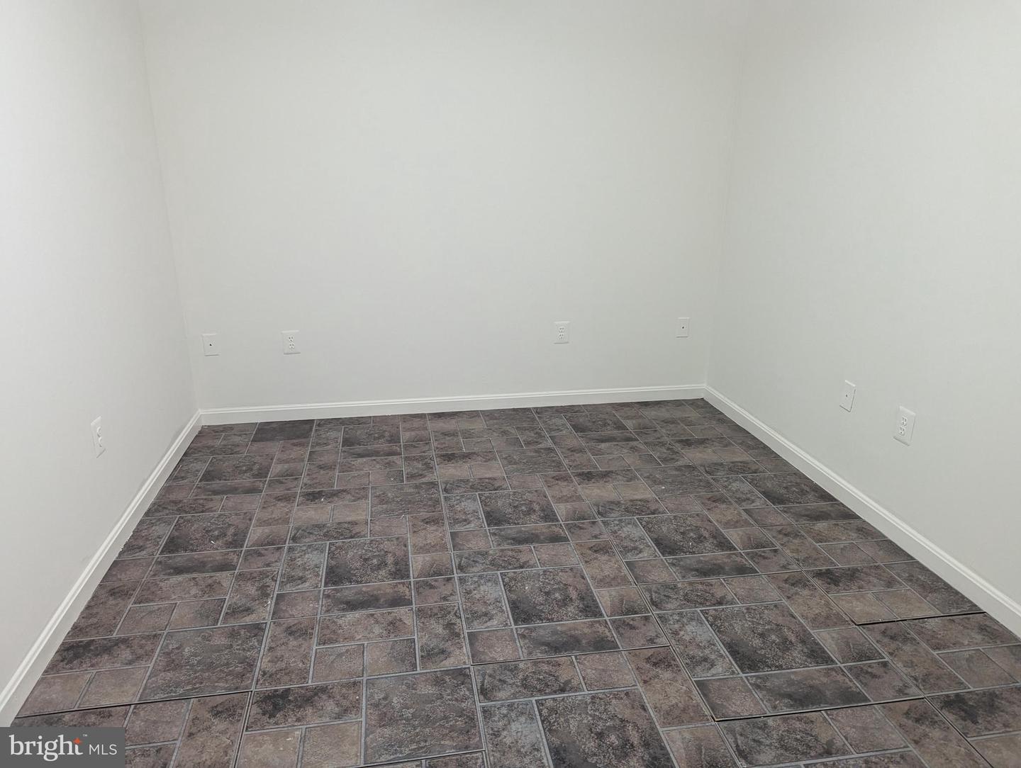 3703 SUMTER CT, FAIRFAX, Virginia 22033, 4 Bedrooms Bedrooms, ,3 BathroomsBathrooms,Residential,For sale,3703 SUMTER CT,VAFX2245014 MLS # VAFX2245014