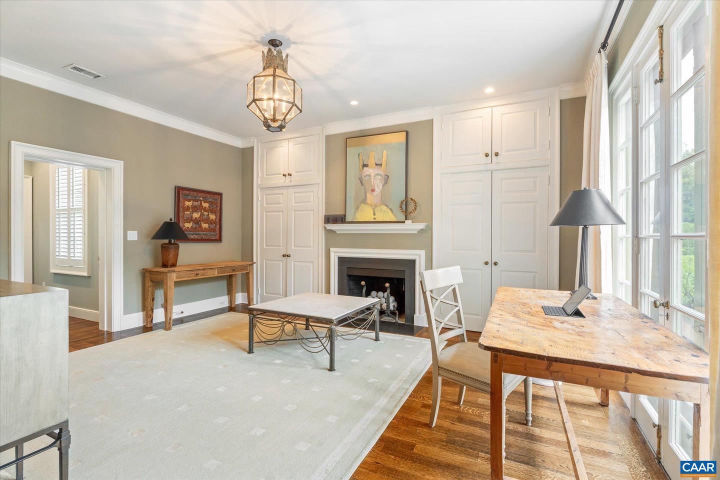 2215 BLUE RIDGE LN, CHARLOTTESVILLE, Virginia 22901, 4 Bedrooms Bedrooms, ,3 BathroomsBathrooms,Residential,For sale,2215 BLUE RIDGE LN,665286 MLS # 665286