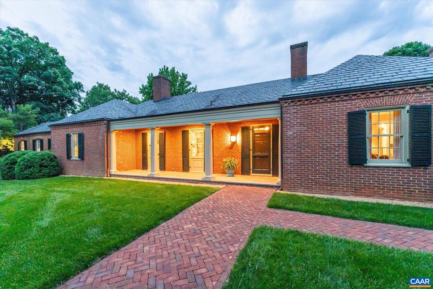 2215 BLUE RIDGE LN, CHARLOTTESVILLE, Virginia 22901, 4 Bedrooms Bedrooms, ,3 BathroomsBathrooms,Residential,For sale,2215 BLUE RIDGE LN,665286 MLS # 665286