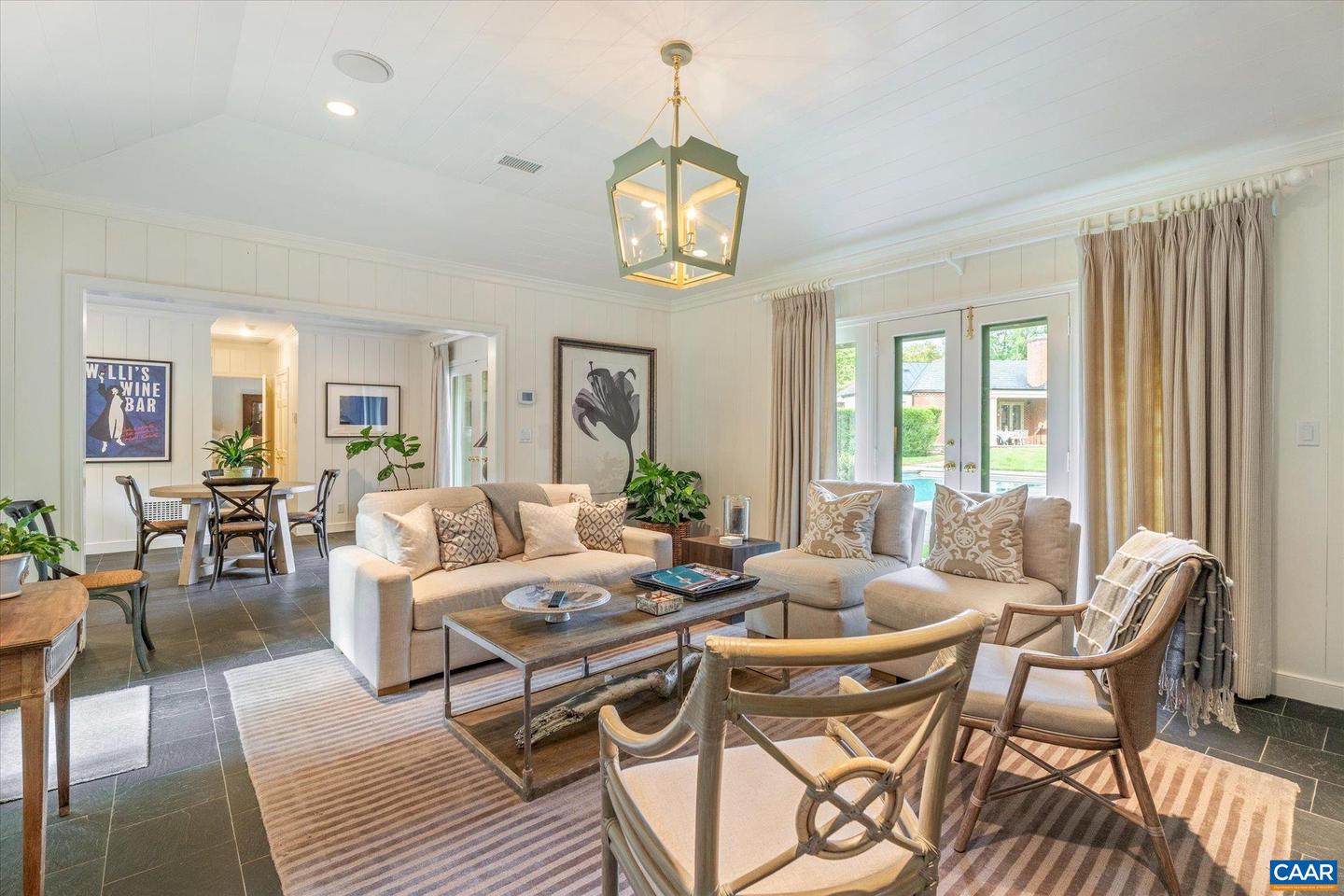 2215 BLUE RIDGE LN, CHARLOTTESVILLE, Virginia 22901, 4 Bedrooms Bedrooms, ,3 BathroomsBathrooms,Residential,For sale,2215 BLUE RIDGE LN,665286 MLS # 665286