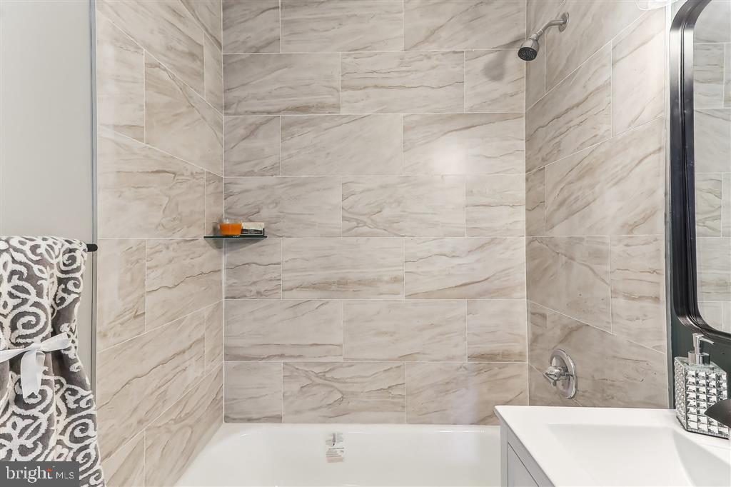 3141 CHEPSTOW LN, FALLS CHURCH, Virginia 22042, 4 Bedrooms Bedrooms, ,3 BathroomsBathrooms,Residential,For sale,3141 CHEPSTOW LN,VAFX2245018 MLS # VAFX2245018