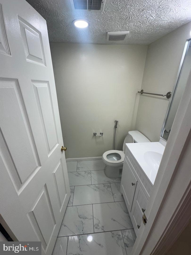 3371 YOST LN #C-202, DUMFRIES, Virginia 22026, 2 Bedrooms Bedrooms, ,2 BathroomsBathrooms,Residential,For sale,3371 YOST LN #C-202,VAPW2096130 MLS # VAPW2096130