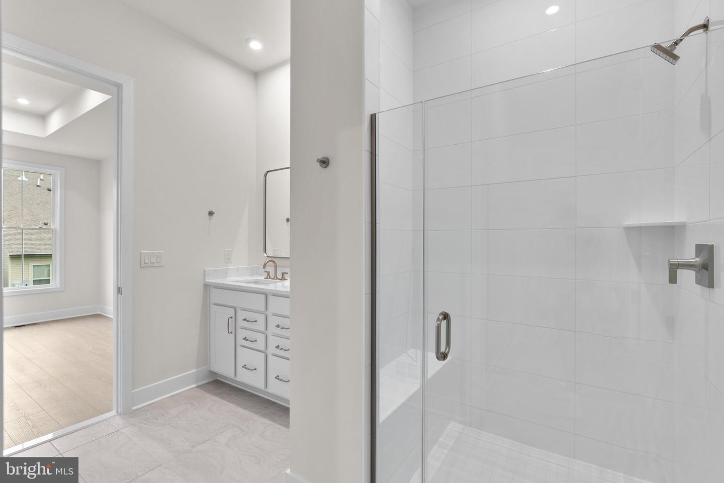 44494 COALPORT SQ, ASHBURN, Virginia 20147, 4 Bedrooms Bedrooms, ,3 BathroomsBathrooms,Residential,For sale,44494 COALPORT SQ,VALO2098610 MLS # VALO2098610