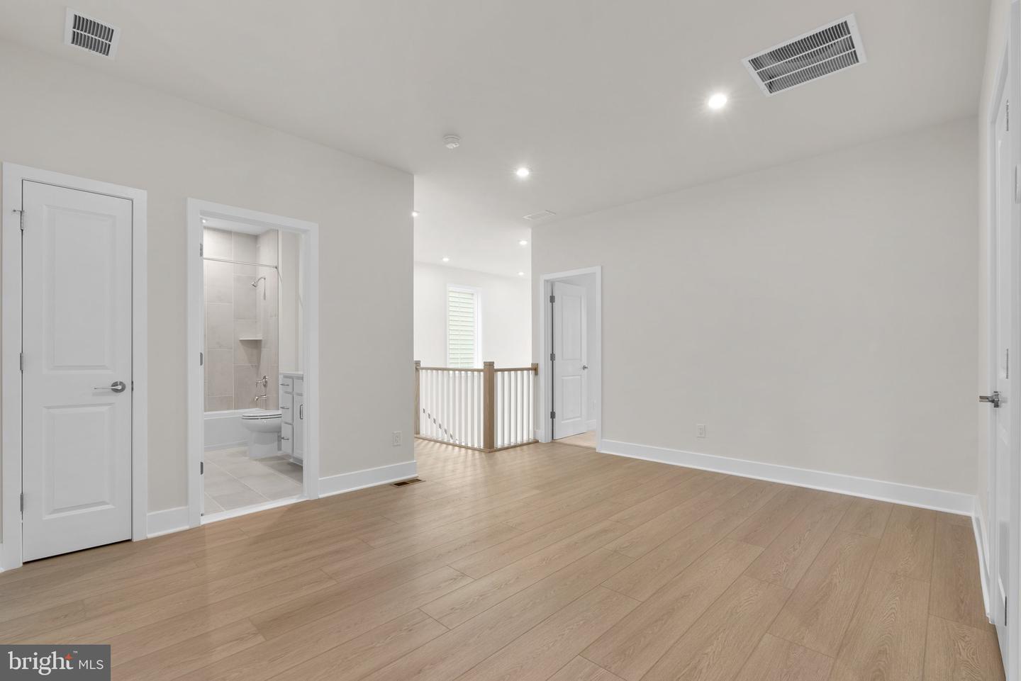 44494 COALPORT SQ, ASHBURN, Virginia 20147, 4 Bedrooms Bedrooms, ,3 BathroomsBathrooms,Residential,For sale,44494 COALPORT SQ,VALO2098610 MLS # VALO2098610